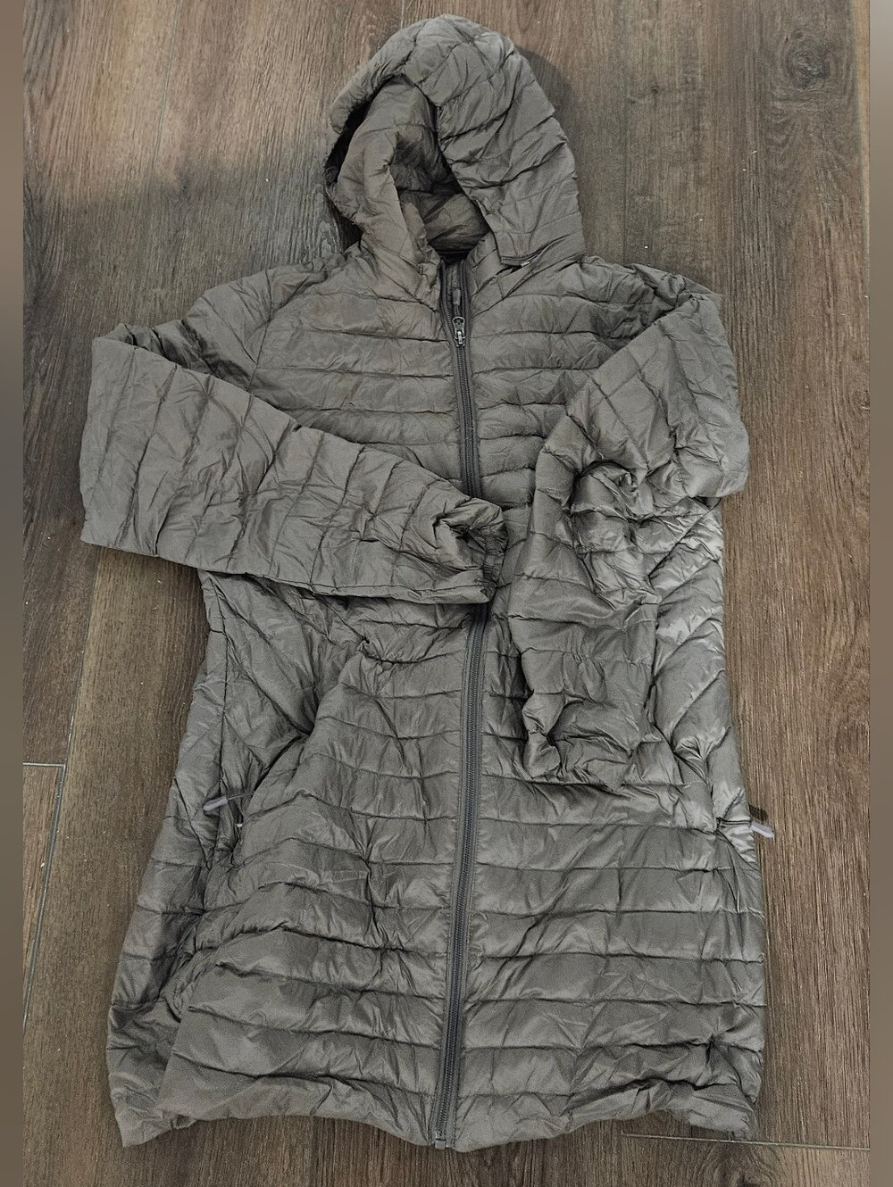 Brown Light Weight And Long Puffer Jacket With Travel Case